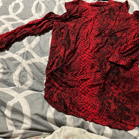 a.n.a Red and Black Notched Collar Cut Out Top - Picture 9 of 10